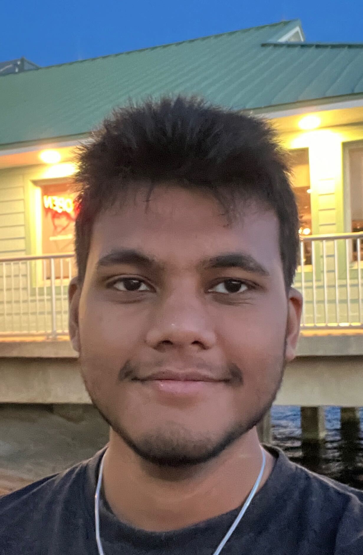baranwal.jpg